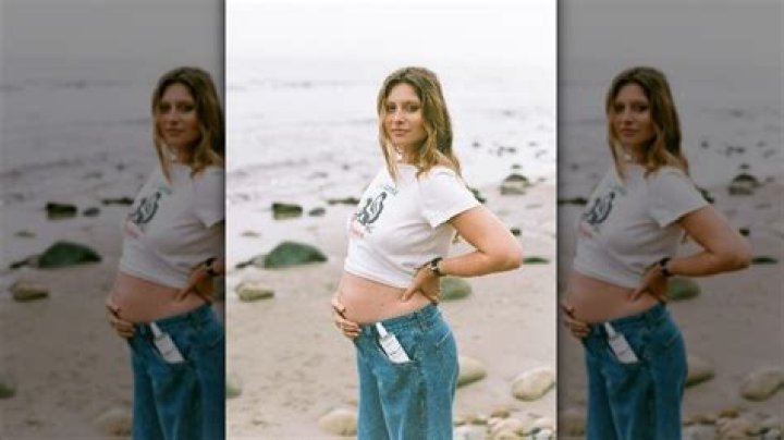 
Is Aly Michalka Pregnant? Who is Aly Michalka Married to? 