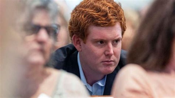 
“No expectorated blood”: Forensic report reveals gruesome injuries of Alex Murdaugh’s son 