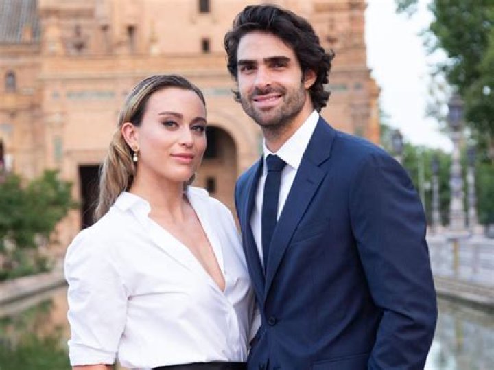 
Paula Badosa Husband: Is She Married To Juan Betancourt? Kids Family And Net Worth 